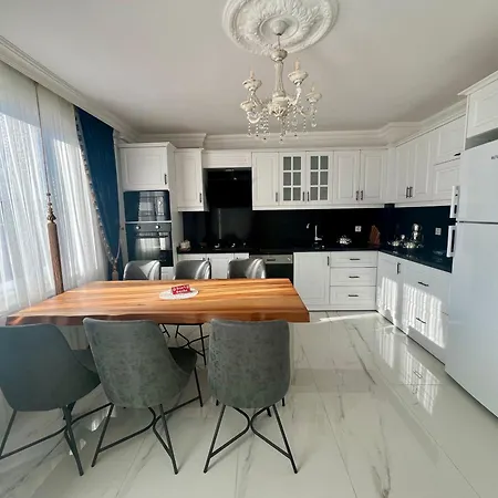 Entire Luxury Apartment Derince